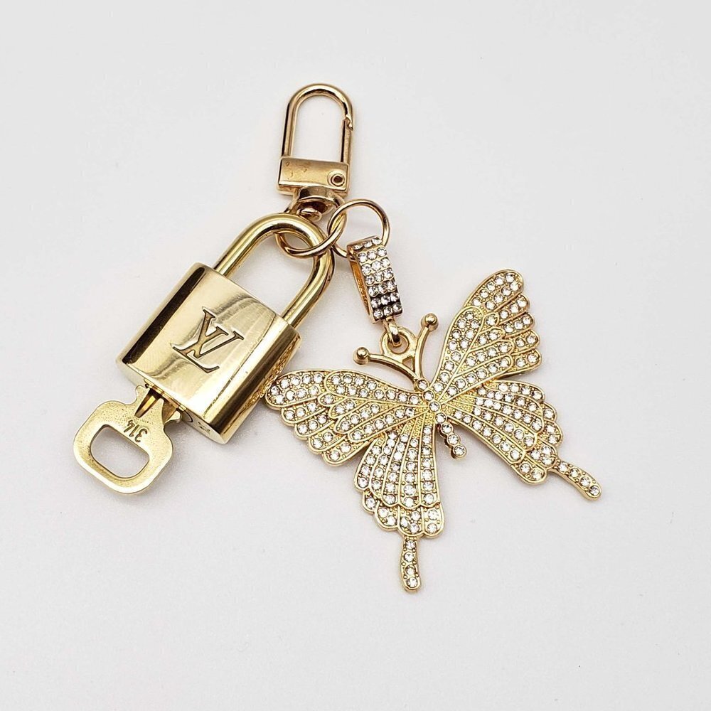 Authentic Louis Vuitton Gold Lock & Key ✨ Bag Charm Unbranded Butterfly Keychain